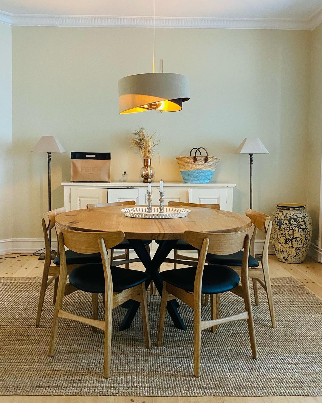 Round Oak Dining Table Extendable by S10Home